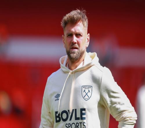 鲁尼批姆巴,罕见傲慢态,度引热议,澳门威尼斯人官网,澳门威尼斯人在线,澳门威尼斯人平台,澳门威尼斯人中国