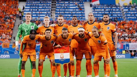 女子U型场地单板滑雪世锦赛冠军争夺赛